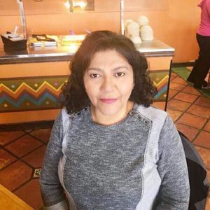 Meet your Posher, Gabriela